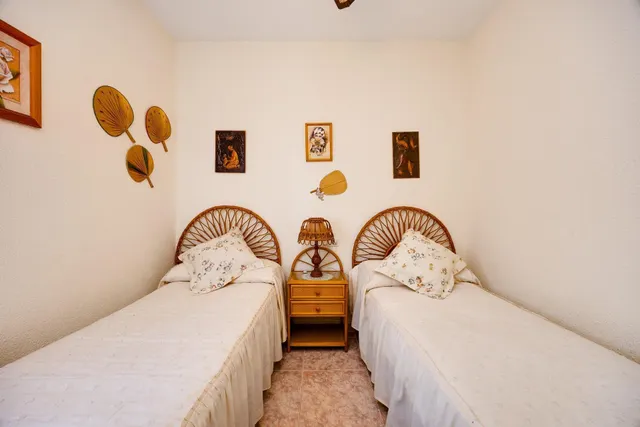 ESPECTACULAR BUNGALOW EN PLANTA ALTA CON PISCINA COMUNITARIA Y PLAZA DE GARAJE — 15