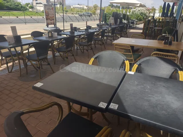 Restaurante en traspaso en Tres Cantos - foto 2