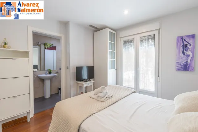 ¡CASA CON ENCANTO Y VISTAS EN PLENA PLAZA DE SANTO DOMINGO... EN EL EMBLEMÁTICO BARRIO DEL REALEJO! — 40