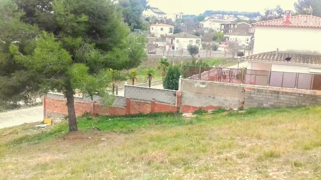 PARCELA LLANA EN MASQUEFA URB. CAN PARELLADA - BARCELONA — 7