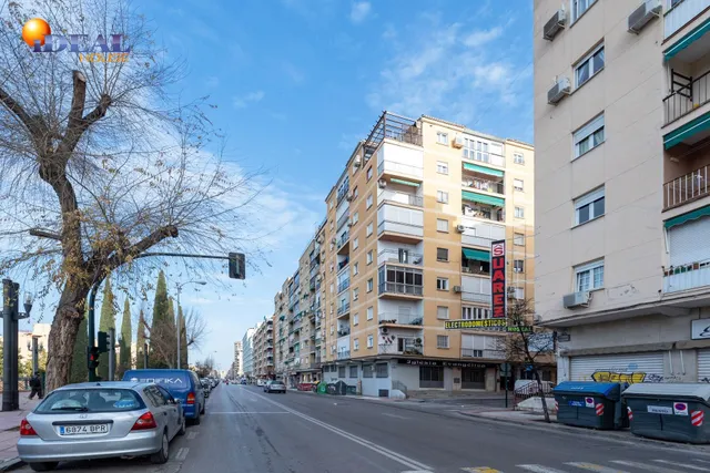 ¡Oportunidad Única en Angel Barrios! Local de 147m2 por solo 190.000€ — 16