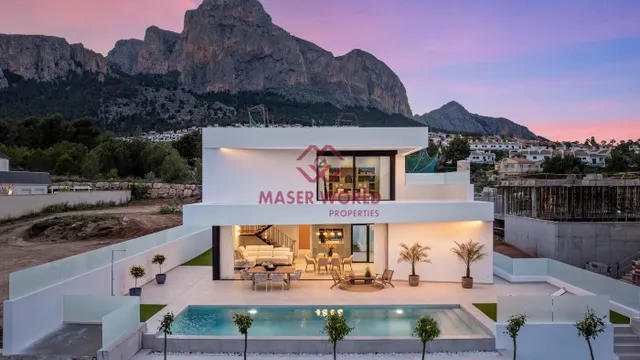VILLAS DE OBRA NUEVA EN POLOP — 12