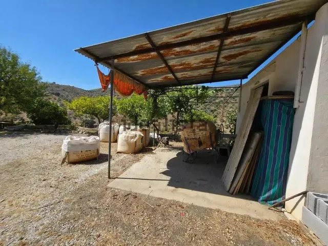Casa de 120m2, 2 habitaciones, 1 baño en finca rústica de 4.719m2 plantación en producción en venta en Arenas, Vélez - Málaga — 10