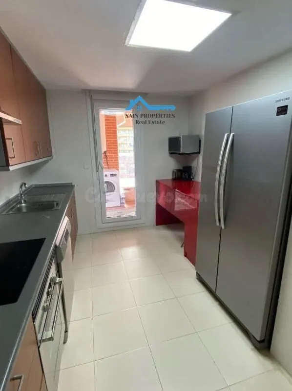 Espectacular apartamento con terraza de 80 m2 en la Cala de  - foto 4
