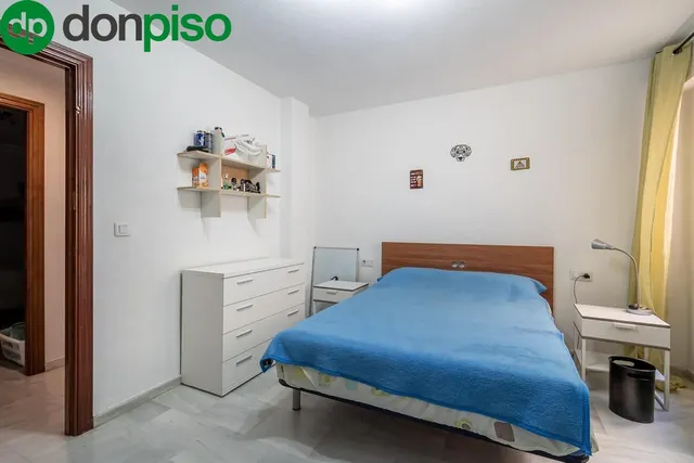 ¡¡Fantástico piso de 7 habitaciones en Bola de Oro!! — 10