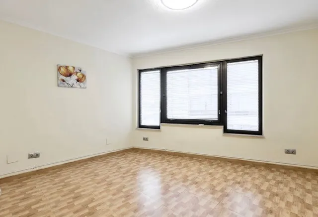Oficina 85m² en venta - Marbella — 9