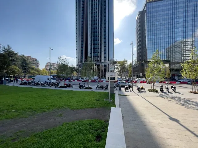 Traspaso de negocio con inmueble en alquiler en zona Bernabé - foto 4