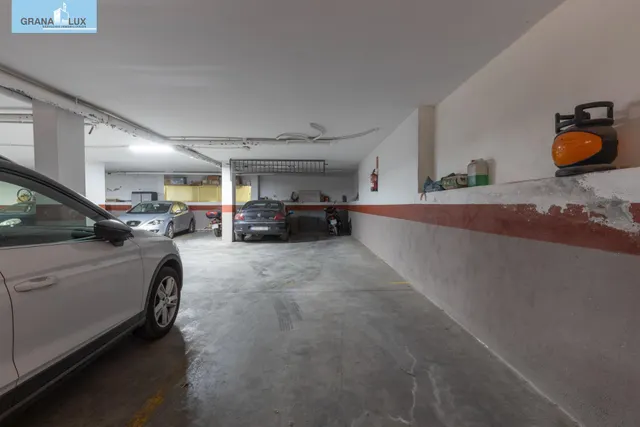 Plaza de aparcamiento de 25 m2 en Armilla (Granada) – acceso por calle málaga — 10