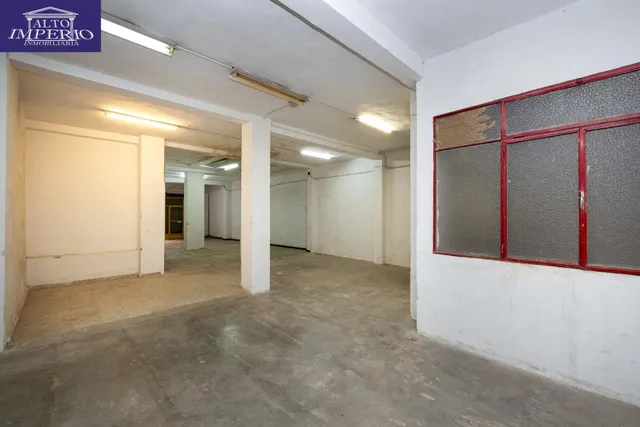 ¡Oportunidad Única en Angel Barrios! Local de 147m2 por solo 190.000€ — 16
