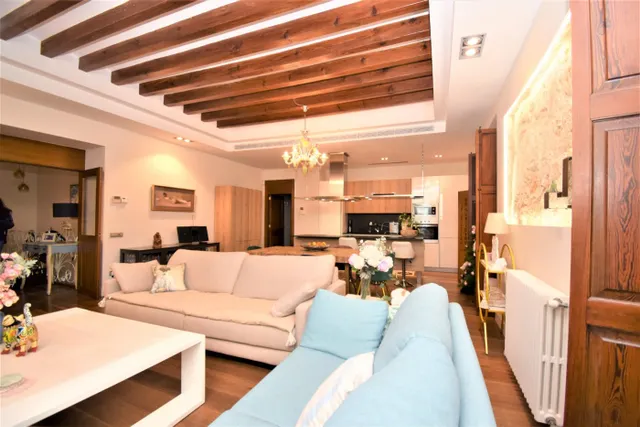 PISO EN VENTA CON PLAZA DE GARAJE JUNTO A LA CATEDRAL — 12