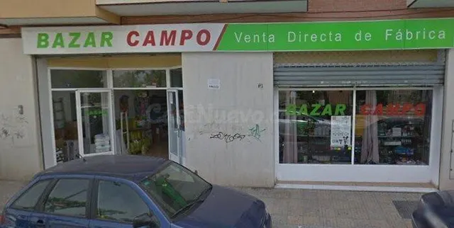 Local comercial a pie de calle en Aspe. 653 m2 mas 360 m2 de - foto 2