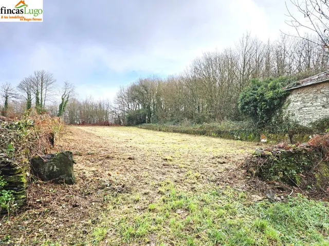 FINCA URBANIZABLE DE 1088m EN LUGO — 6