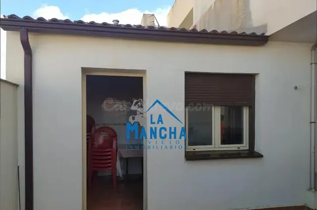 REF:Y066. INMOBILIARIA LA MANCHA VENDE FANTÁSTICO PISO CON P - foto 2