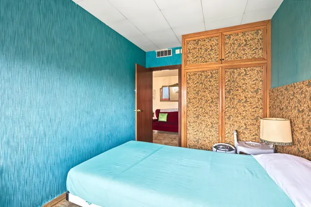 Excepcional piso muy alto con terraza y vistas al mar — 30