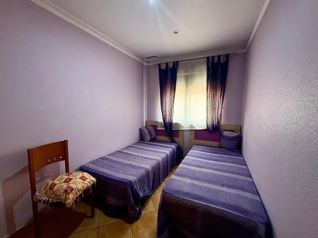 Apartamento de 2 dormitorios con plaza de aparcamiento y trastero. — 9