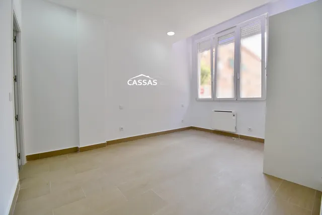 ZONA CENTRO– Planta baja Reformado a estrenar con 2 habitaciones y 2 baños. — 14