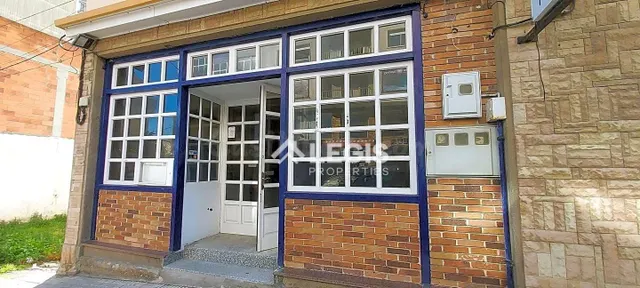RESTAURANTE EXCLUSIVO TOTALMENTE EQUIPADO EN FOZ — LISTO PAR