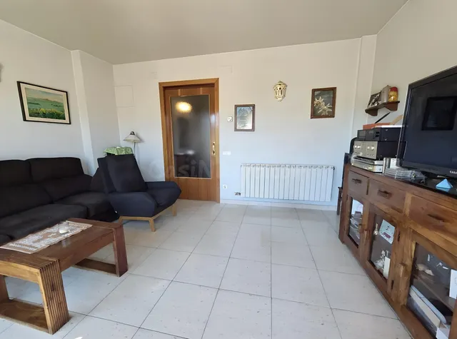 SANT CELONI (ENTRADA POBLACIÓN): PISO DÚPLEX MUY SOLEADO, BI - foto 4