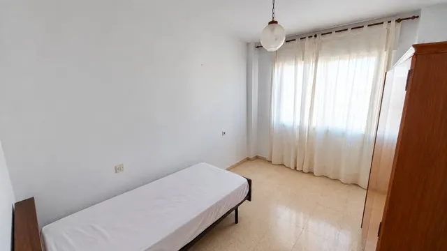 TU NUEVO HOGAR: 3 DORMITORIOS, GRAN TERRAZA Y GARAJE EN RECINTO CERRADO — 16