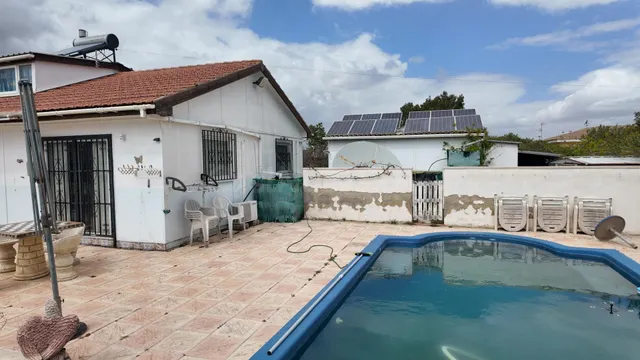 Exclusiva casa de campo con piscina privada y tres dormitori - foto 3