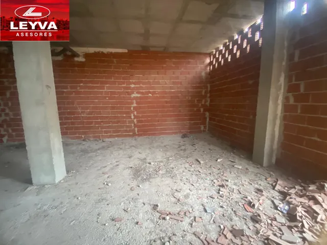 LOCAL COMERCIAL EN VENTA — 10
