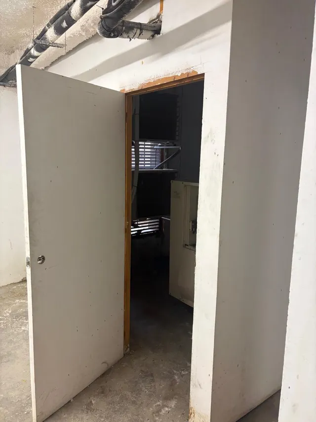 LOCAL COMERCIAL EN ALQUILER - SANT ANDREU — 11