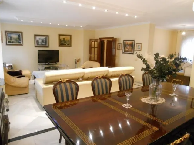ATICO DUPLEX DE LUJO EN EL RECINTO FERIAL DE FUENGIROLA