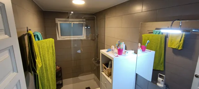 Buen apartamento con buena terraza, cerca del centro de Palamos — 18