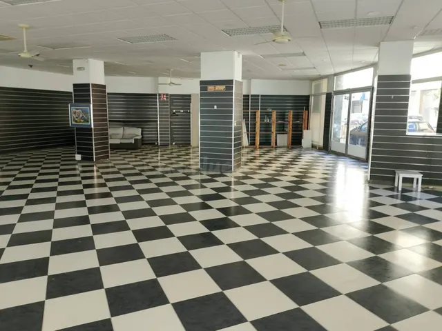 Local comercial en Venta en Oliva Valencia