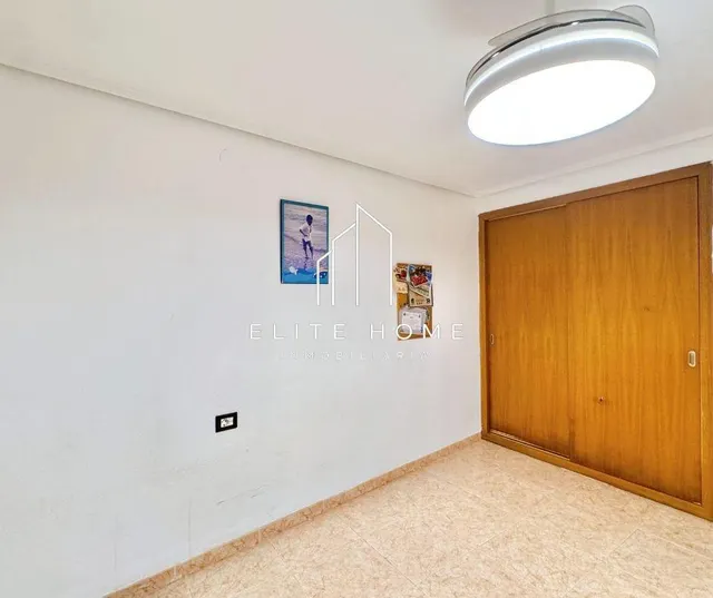 VIVIENDA CON MÁS DE 200m2 EN BURRIANA — 23