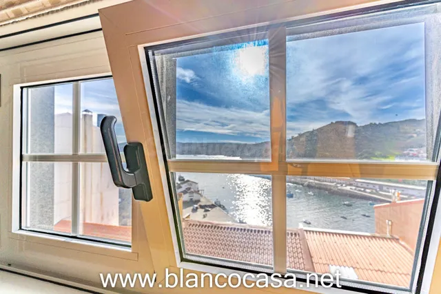 ¡CASA en Malpica de Bergantiños con Vistas al MAR ,Espacio I