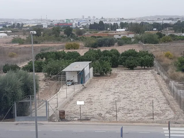 Parcela en venta - El Llano de Molina