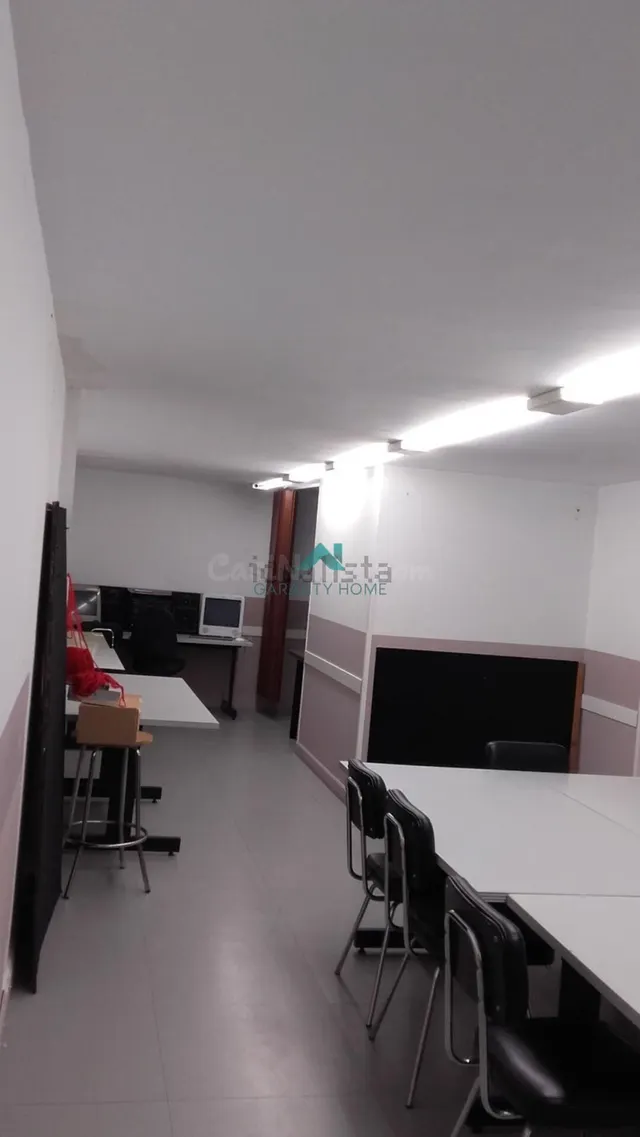 Se vende local en Santander - foto 4