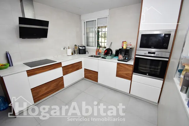 ¡chalet con piscina, zona de aparcamiento, placas solares y gran parcela! — 6