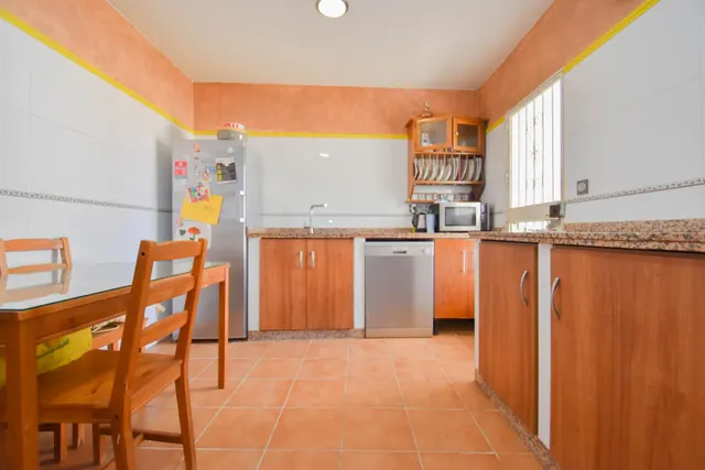 ¿ Quieres un Chalet para reformar a tu gusto y sacarle renta - foto 5