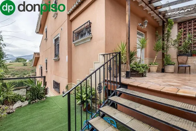 Espectacular Casa de Lujo en Urbanización Los Cerezos — 6