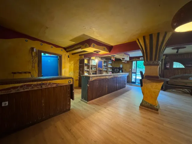 Amplio Local Comercial en Venta en Lagunas, Ourense - foto 4