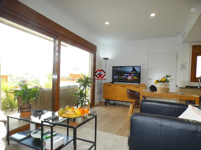 Moderna villa con vistas al mar — 8