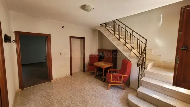 Casa de pueblo con doble entrada y múltiples posibilidades en Bullas — 3