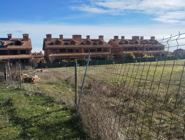 Terreno en Sariegos - foto 3