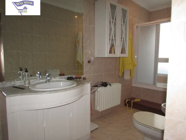 CHALET CON 2000 M2 DE PARCELA — 5