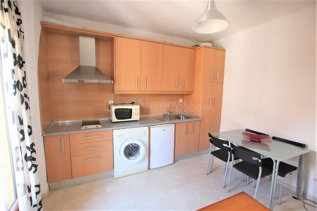 ESTUDIANTES. San Antón-Alhamar (zona). Bonito apartamento amueblado con 1 dormitorio. — 4