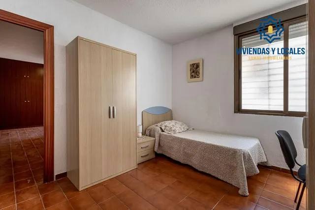 GRAN PROPIEDAD CON 10 DORMITORIOS EN SAN ANTON — 16