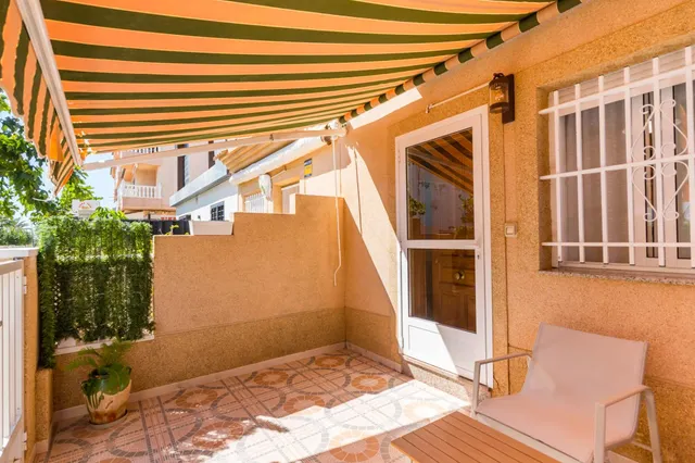 Dúplex en venta en El Mojón, Pilar de la Horadada por €240,000 — 36