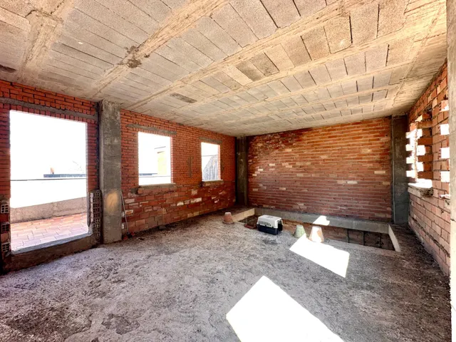 Magnífica casa en construcción - foto 5