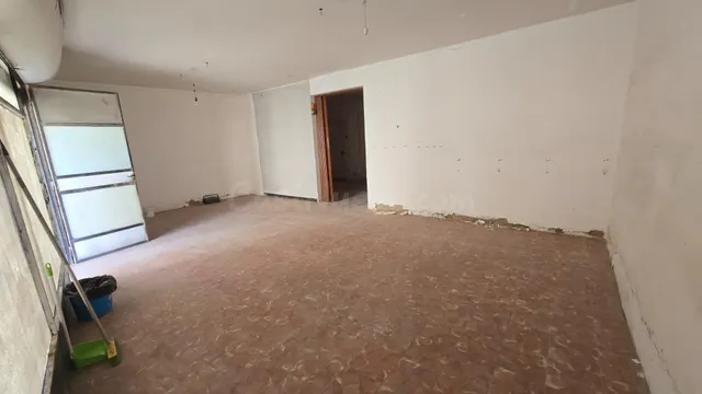Local comercial per reformar - foto 4