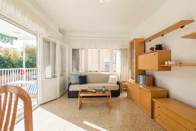 ¿y si pudieras tener vistas al mar desde la terraza de tu apartamento? ¿y si bajar a la playa es simplemente dicho y hecho? — 9