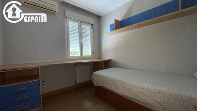 ¡Piso de 3 dormitorios y un baño para entrar a vivir! — 25