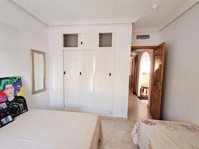 Apartamento con jardín de 40m2 en planta baja en Los Collados — 21