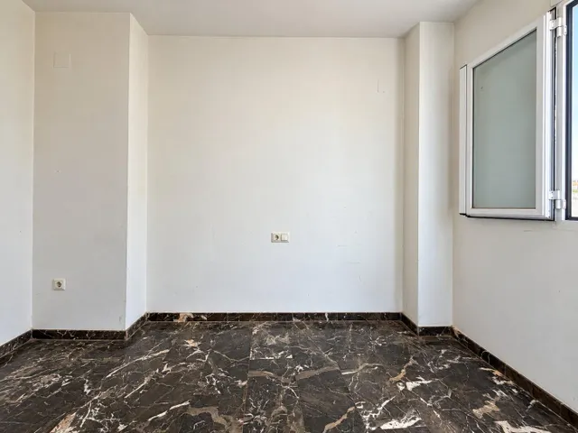 Piso en planta baja a la venta en naquera — 45
